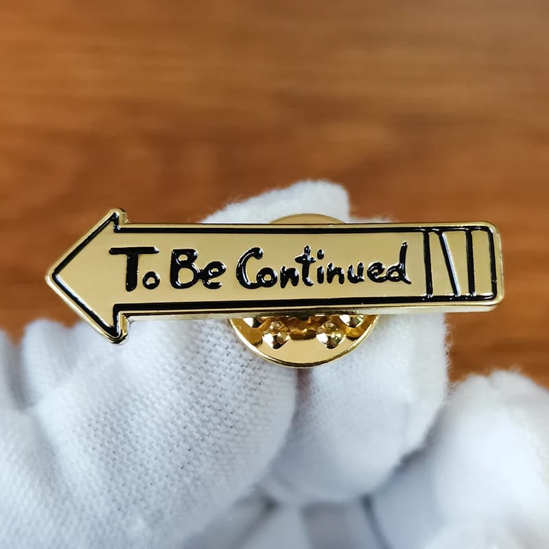 JoJos Bizarre Adventure – épingles à vent dorées pour être continue, Badge flèche, broche d'art animé JJBA à collectionner