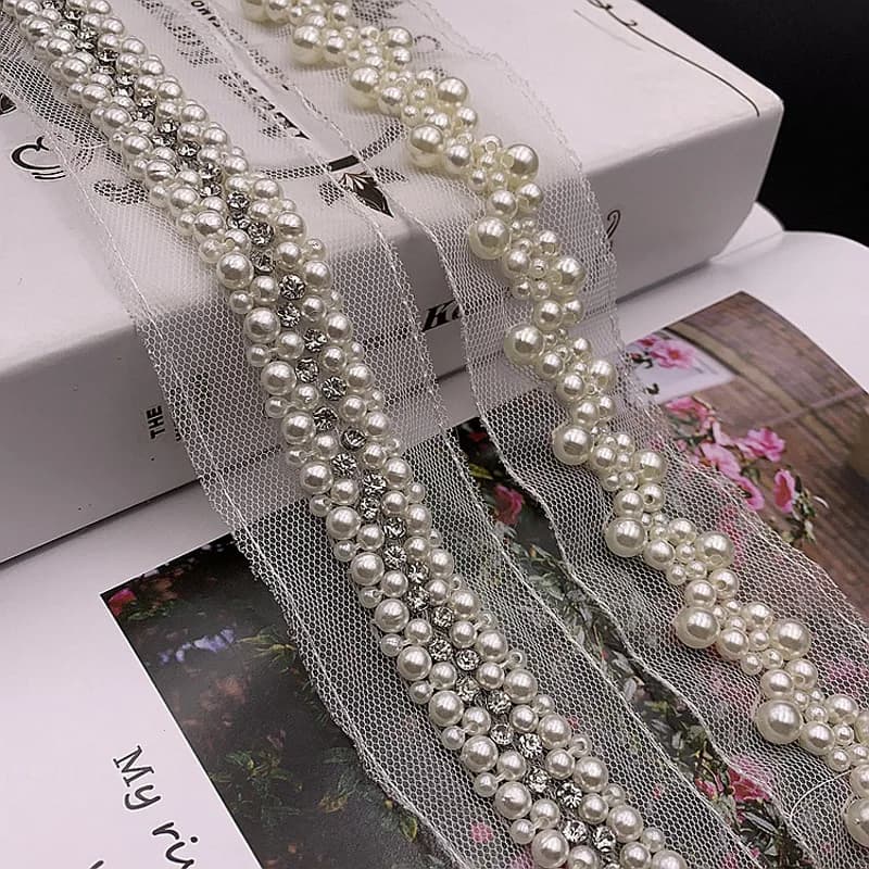 Garniture de perles blanches pour décoration, ruban de biscuits, appliques de cristal pour vêtements, chaussures exécutives, 5.8 verges par pièce