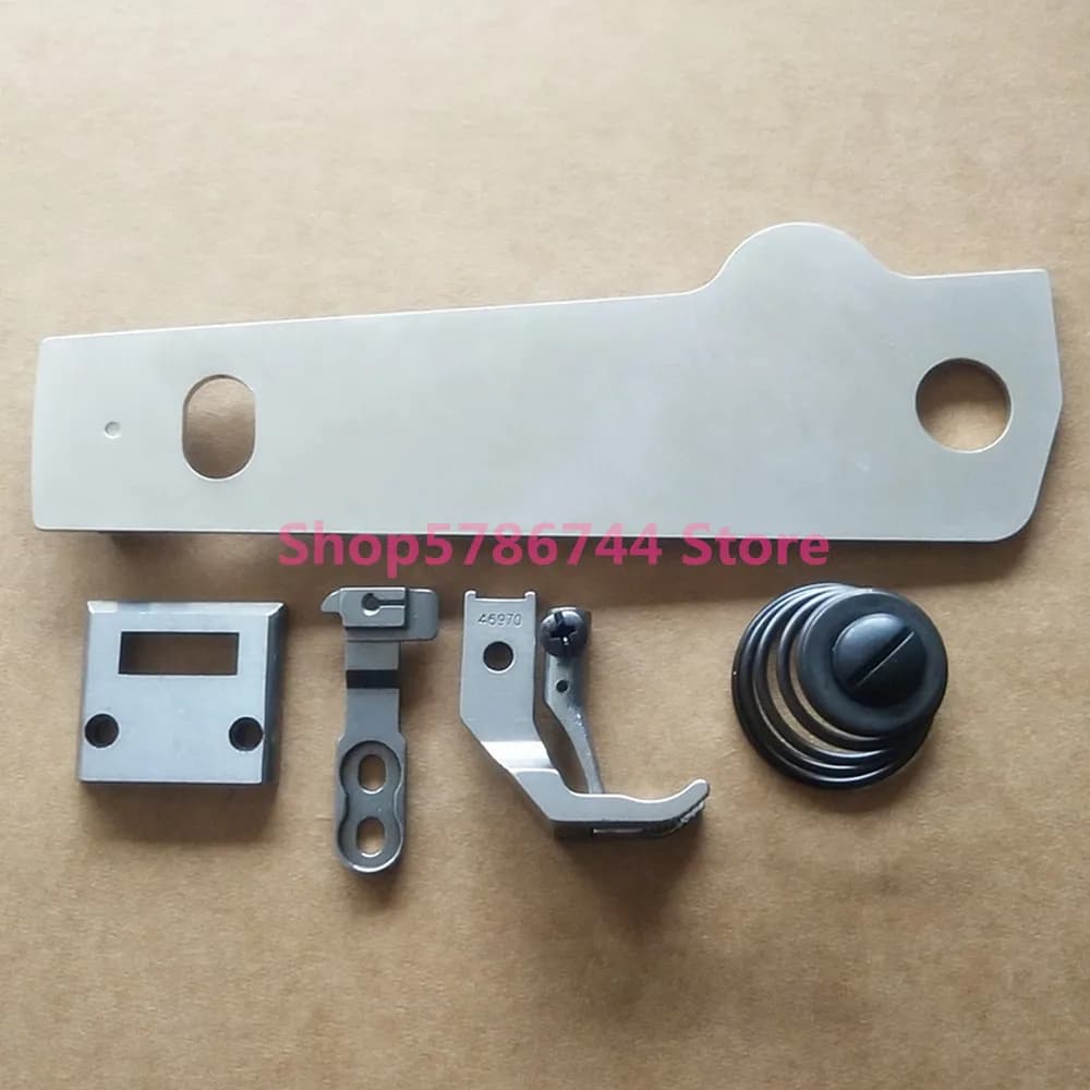 Il y a du stock, livraison rapide. Jauge Set Kit illac plaque rajeunissement chien Presser pied barre plaque pour PFAFF 335,CS-335LP,TK-335,TJ335