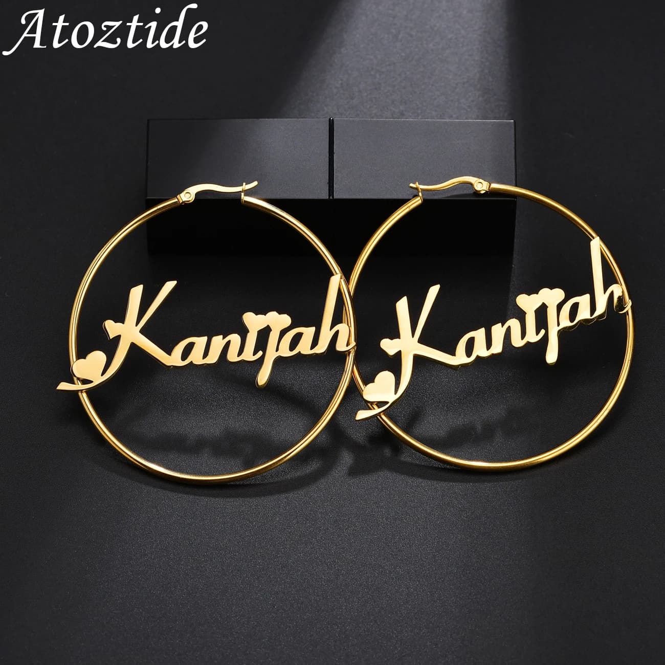 Atoztide – boucles d'oreilles avec lettres en acier inoxydable pour femmes, 3 couleurs, cercle personnalisé, bijoux de fête de mariage