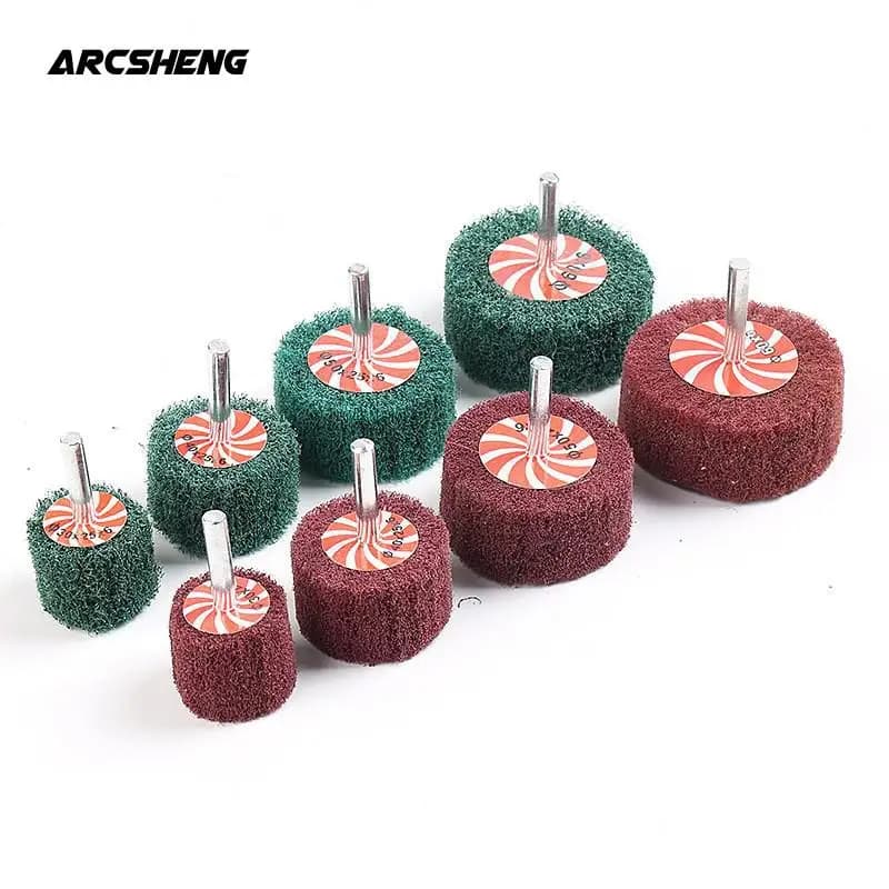 Roue de ponçage à lamelles Non tissées, tige de 6MM, 1 pièce, tampon à récurer abrasif en Fiber, polissage, meulage pour le nettoyage du métal, tête en Nylon