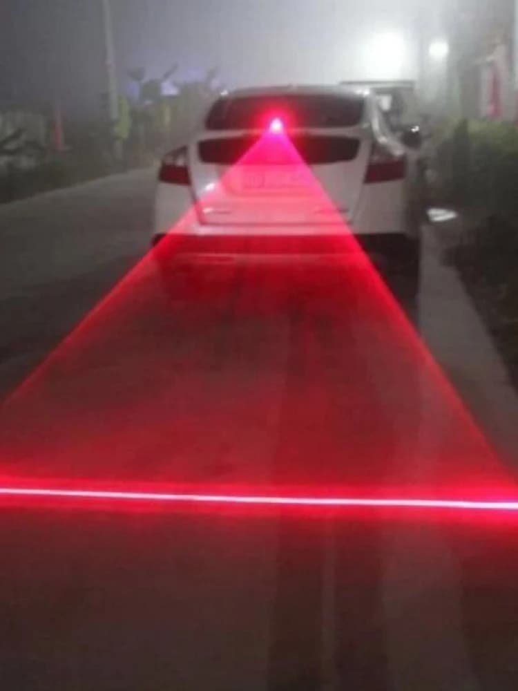 Enquêter arrière laser anti-collision Red Line, feu antibrouillard arrière, feu de stationnement de frein de voiture, éclairage à l'iode, style automatique, 1 PC