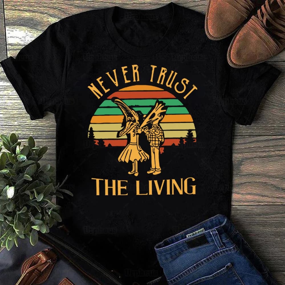 T-shirt graphique du film d'horreur Never Trust The Living, t-shirts en coton, comédie nette