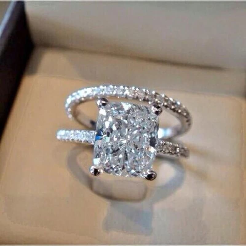 Huitan luxe 2 pièces ensemble de bagues pour femmes entièrement pavé brillant CZ tempérament femme ensembles de mariage anneaux couleur argent bijoux de mode