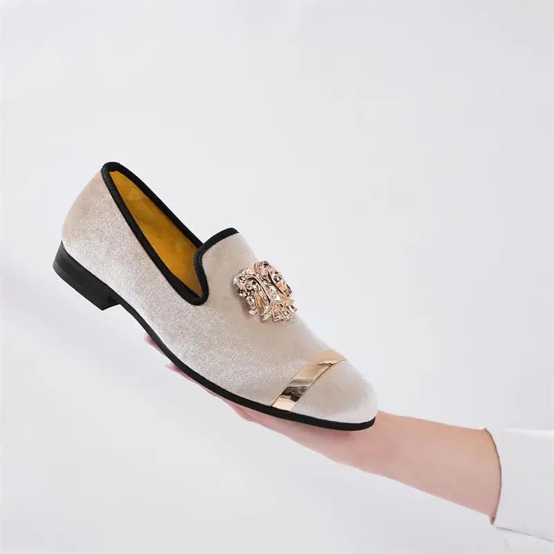 Mocassins en velours beige pour hommes, chaussures de soirée formelles, chaussures décontractées, mode gentleman, robe de mariée