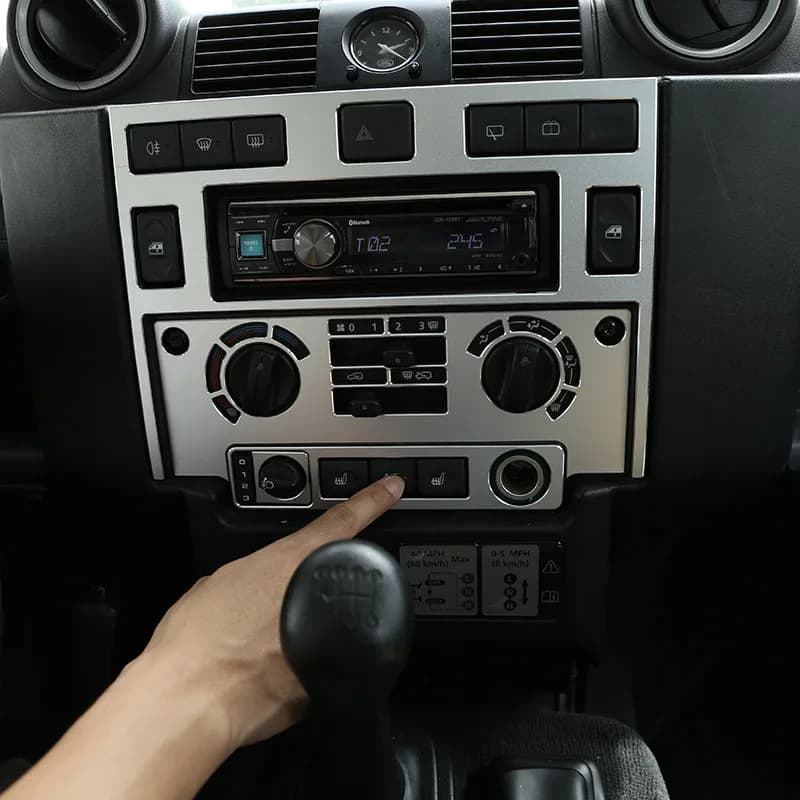 Autocollant de décoration en alliage d'aluminium pour panneau de commande de climatisation de la console de voiture Land Rover Defender 110 2008-18, accessoires de voiture