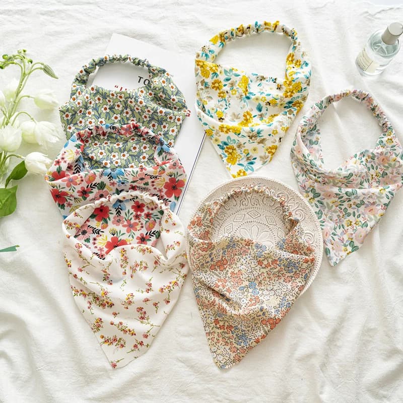 Ruoshui Triangle cheveux écharpe pour femme été imprimé Floral Bandanans femme cheveux accessoires bandeau élastique Hiarband bandeau