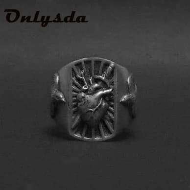Bague coeur et poignard en acier inoxydable pour hommes et femmes, bijoux de motard punk, amulette animale, cadeau de fiançailles, livraison gratuite
