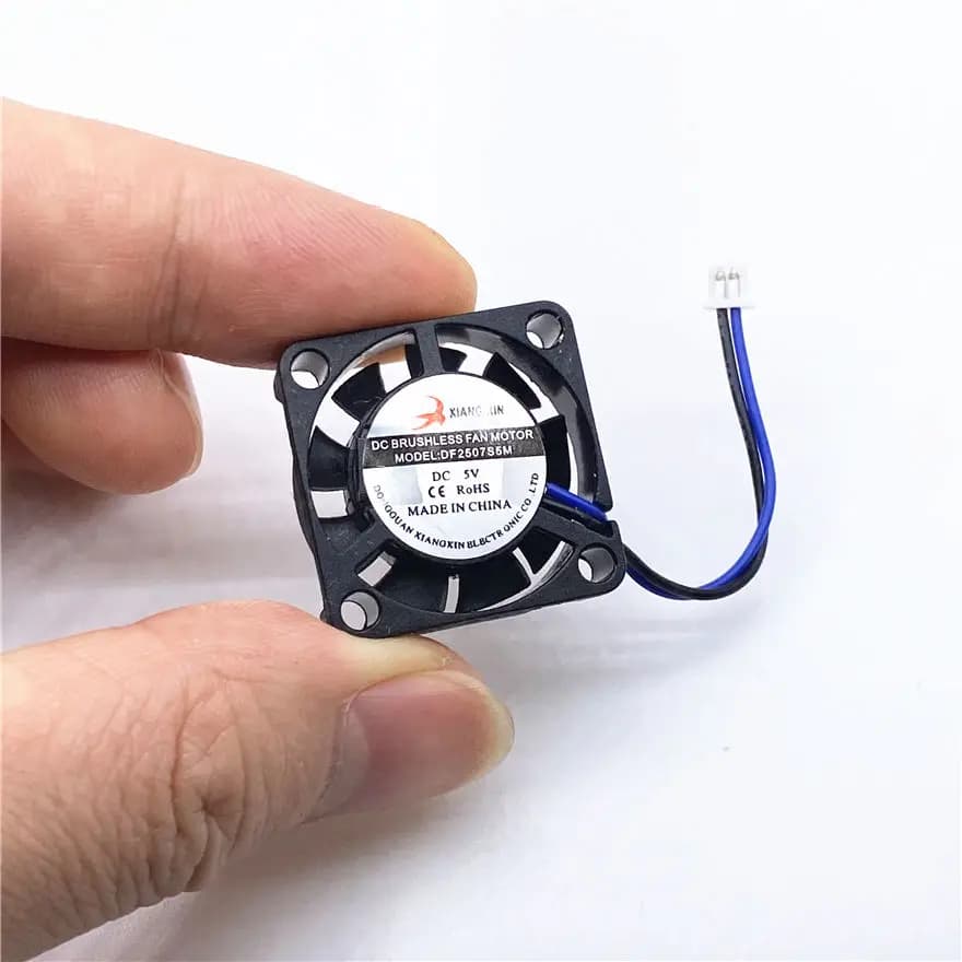 Nouveau ventilateur de refroidissement DC 3v 5V 2507 25x25x7MM 25MM 11000 tr/min 2.5cm Mini ventilateur de refroidissement avec 2 broches