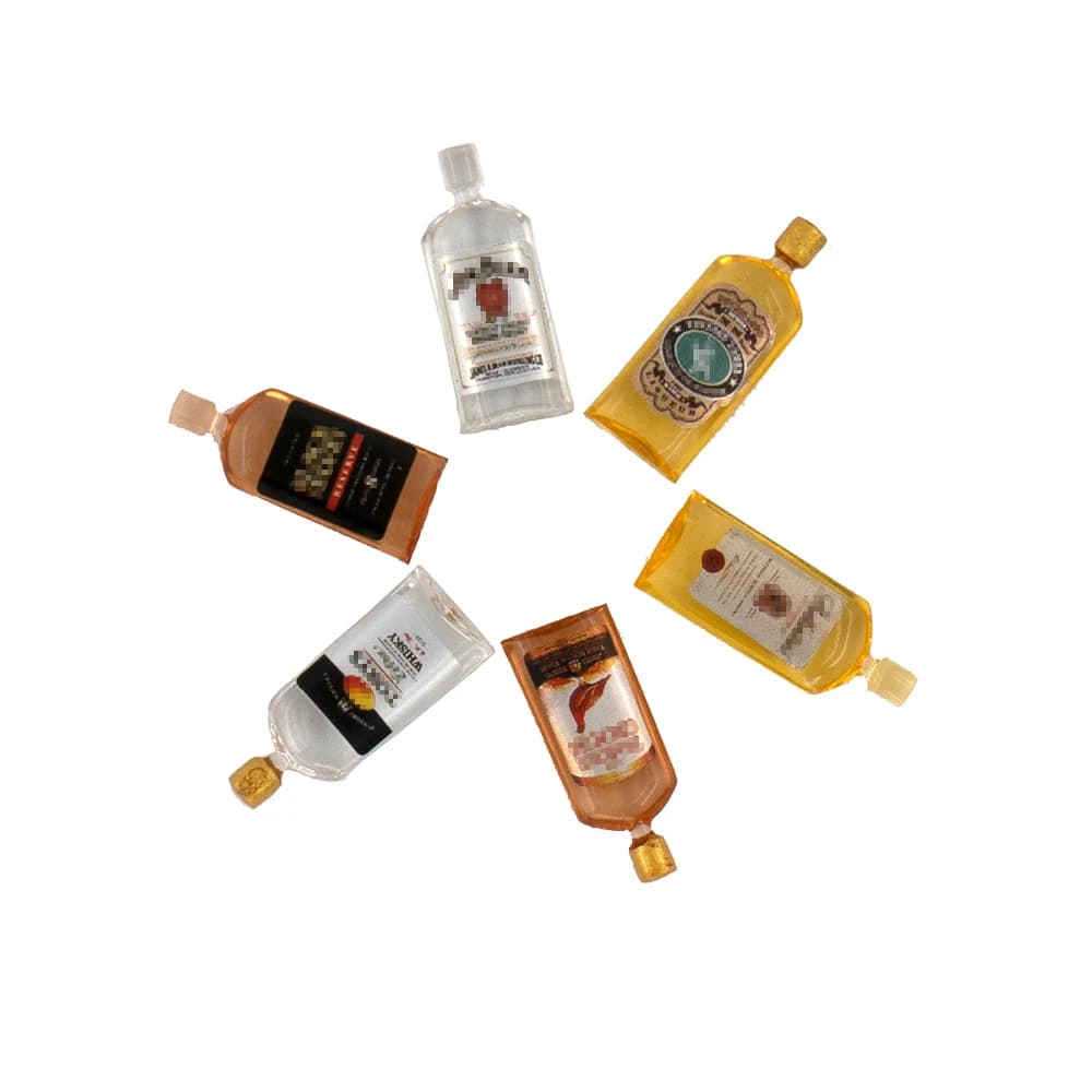 Accessoires miniatures pour maison de poupée 1/12, 6 pièces, Mini bouteille de whisky en résine, modèle de boisson de Simulation pour décoration de maison de poupée ob11