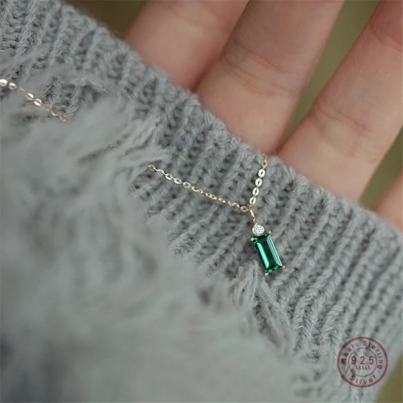Collier européen Simple en argent Sterling 925 pour femmes, pendentif carré en cristal vert, chaîne de clavicule, placage classique, bijoux en or 14 carats