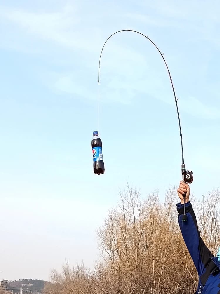 Canne à pêche à la truite en fibre de carbone UL ultralégère 1,5/1,68/1,8 m, action rapide, pointe solide, spinning, 5 pieds 6 pieds, cannes à lancer, leurre 0,5-8g