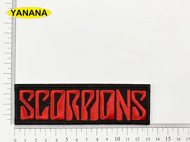 Un scorpions ROCK MUSIC fer sur patchs tissu réparer décorer vêtements vêtements couture décoration Applique Badges métal lourd