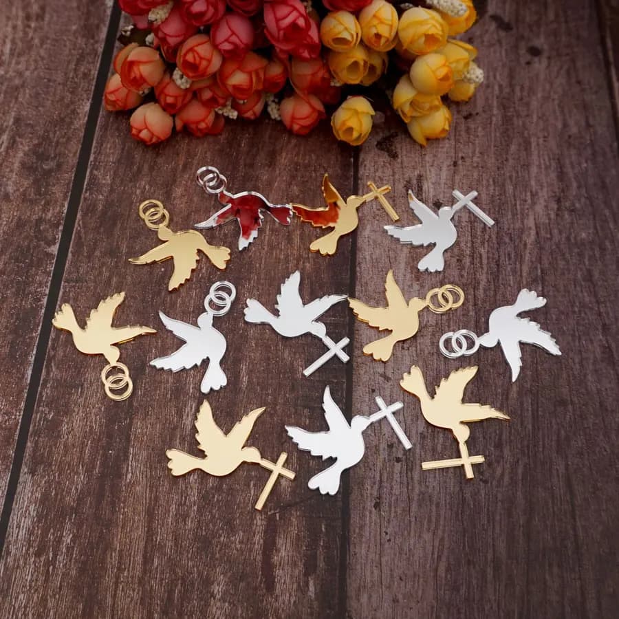 50 pcs/Lot 5 cm forme de Pigeon acrylique coupe colombe miroir avec croix/anneaux étiquettes acryliques bricolage baptême décoration de la maison