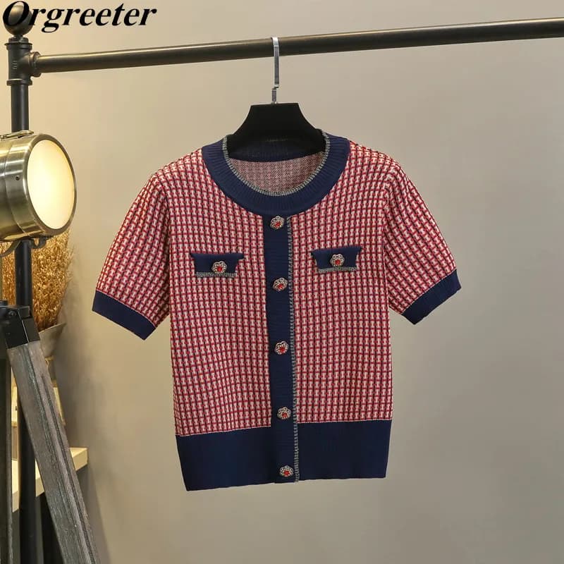 Pull fin à manches courtes pour femmes, col rond, bouton en diamant, pull rétro avec couleurs vives, nouveau design de marque, été