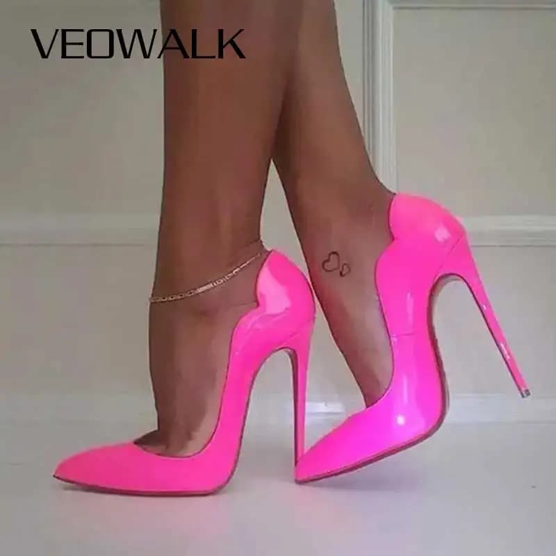 Veowalk rose Curl supérieur femmes brevet bout pointu talons aiguilles Sexy dames robe de soirée chaussures Club danse pompes grande taille