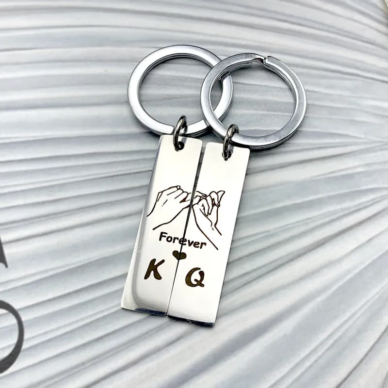 Porte-clés en acier inoxydable pour les couples, cadeaux intéressants pour les petits amis et les petites amies, cadeaux de la fête de Léon