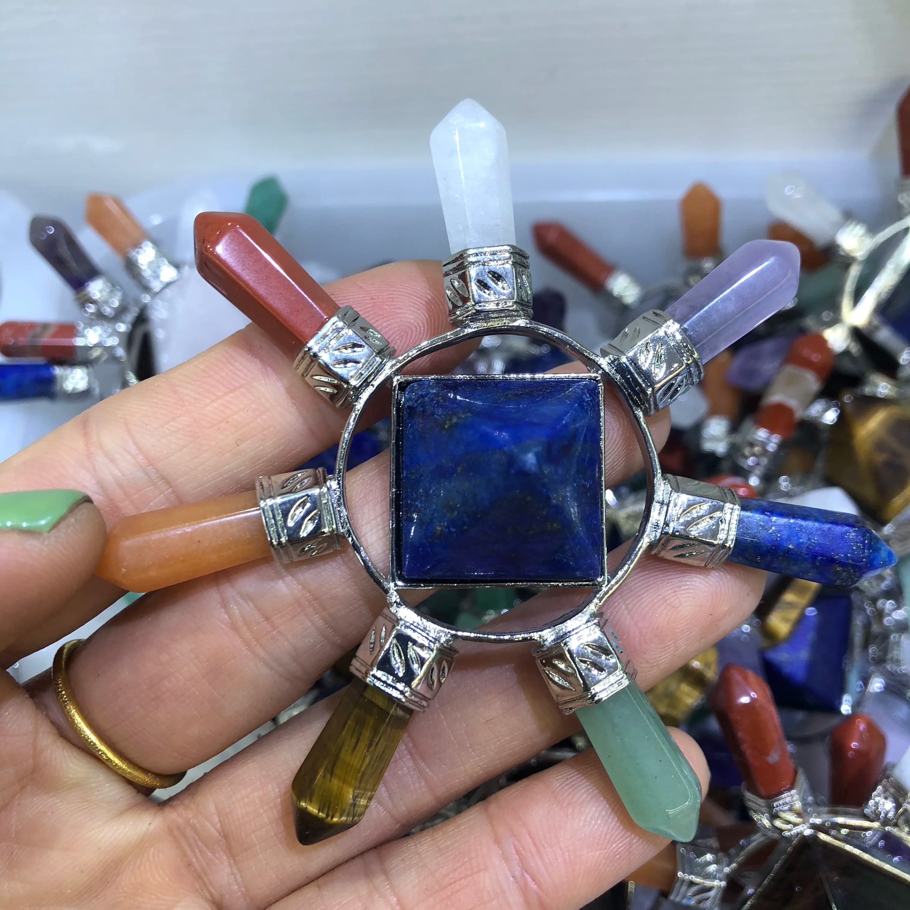 Pyramide des 7 chakras Reiki pour la méditation, pierre naturelle, générateur d'énergie, cristal, Point Hexagonal, guérison, pendule spirituel