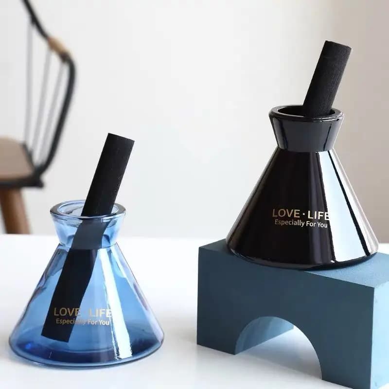 Bouteille diffuseur d'arôme vide réutilisable de 200ml, bouteille de parfum purifiante d'air pour chambre à coucher, bureau, salon, stockage d'huile essentielle