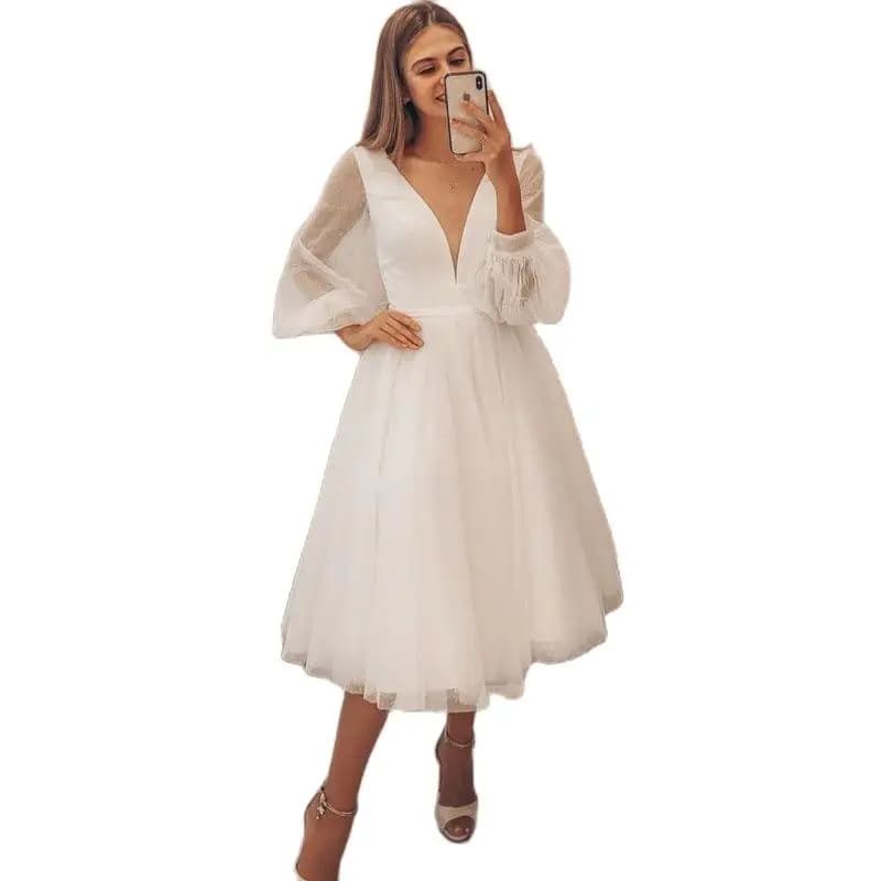 Robe de mariée courte à manches longues, décolleté plongeant en V, longueur abordable, été, 2021