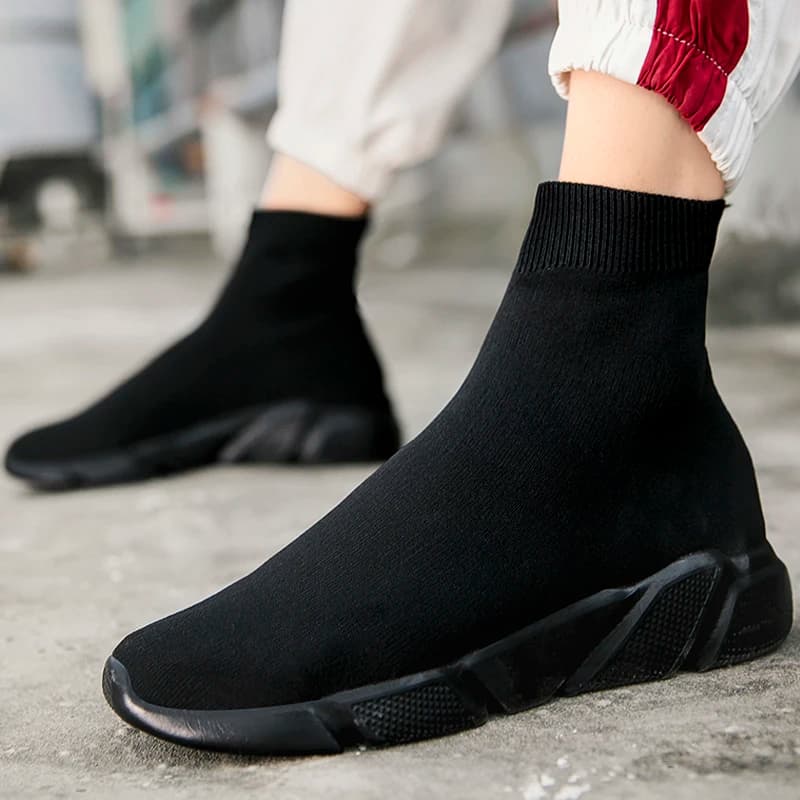 2025 printemps baskets pour hommes noir sans lacet Non en cuir chaussures décontractées haut sans lacets chaussures chaussettes légères mode unisexe baskets hommes chaussure hommes tn basket homme
