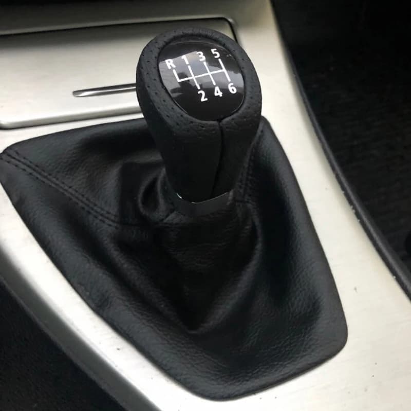 Pommeau de levier de vitesse de voiture 5 vitesses 6 vitesses adapté pour BMW E90 E91 E92 LHD levier de poignée de boîte de vitesses manuelle avec botte en cuir PU