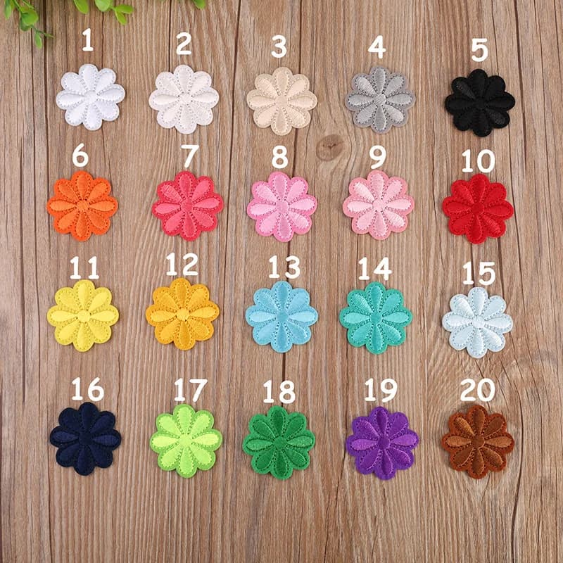 10 pièces, écussons brodés à coudre ou à repasser, petits motifs floraux blancs et noirs, pour vêtements, jeans, t-shirts, applications à faire soi-même, décoration artisanale.