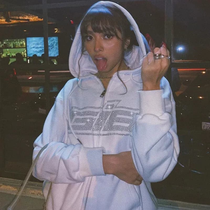 Nouveau sweat à capuche pour femme à manches longues avec imprimé de lettres en strass, fermeture éclair, coupe ample, streetwear décontracté, automne-printemps 2027