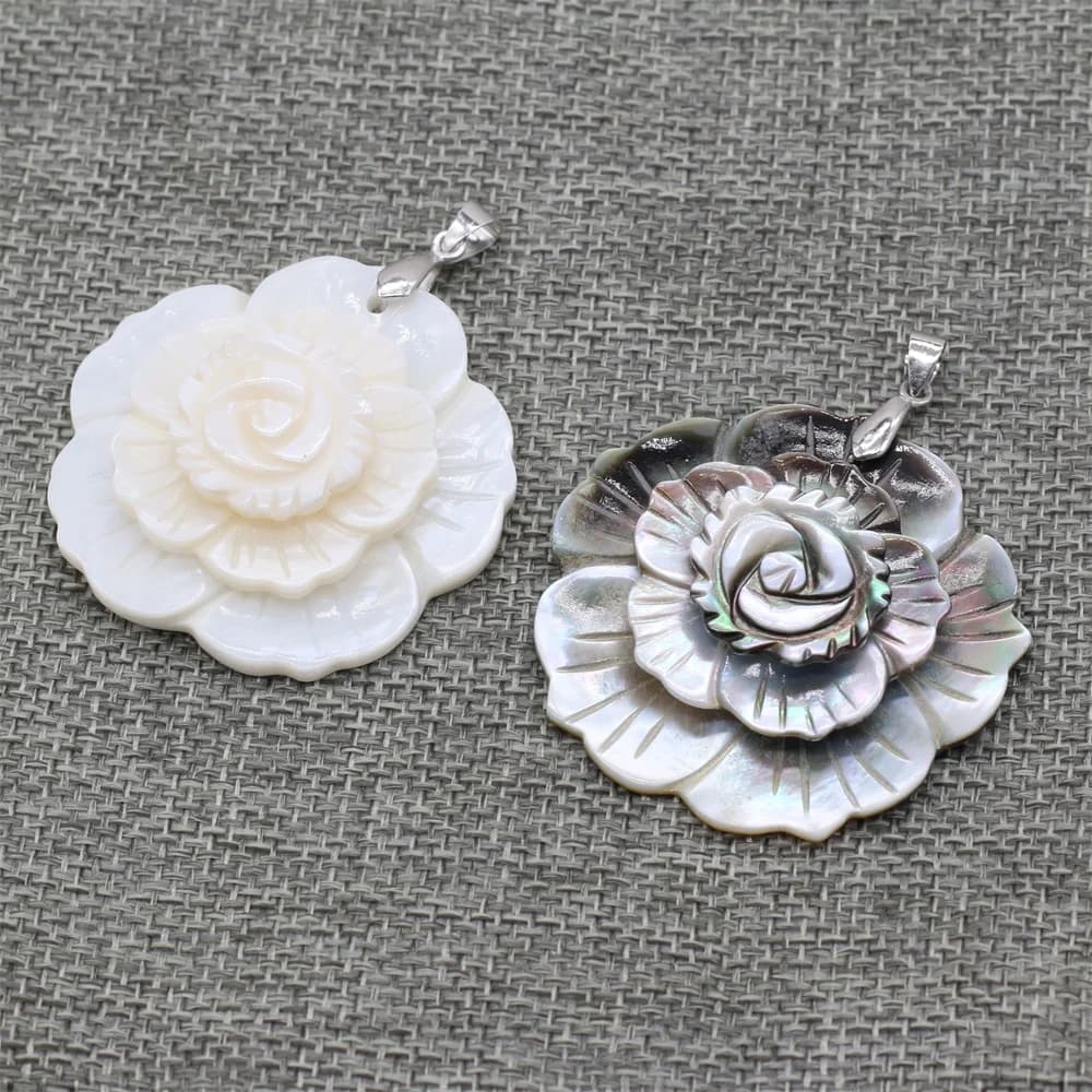 Pendentif en Nacre Naturelle à 3 Couches de Fleur Blanche pour Bijoux, Breloque pour Collier, Accessoire de DIY, 47x47mm, 1 Pièce