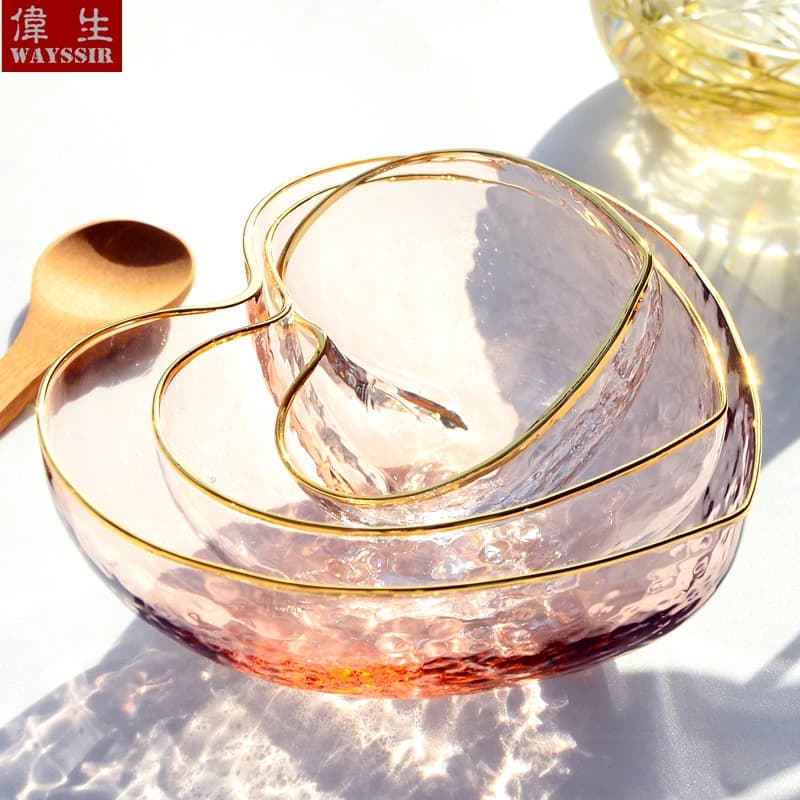 Bol en verre cristal en forme de coeur, bol à bord doré, vaisselle ménagère, fruits du petit déjeuner, flocons d'avoine, salade, riz, bol Noddle