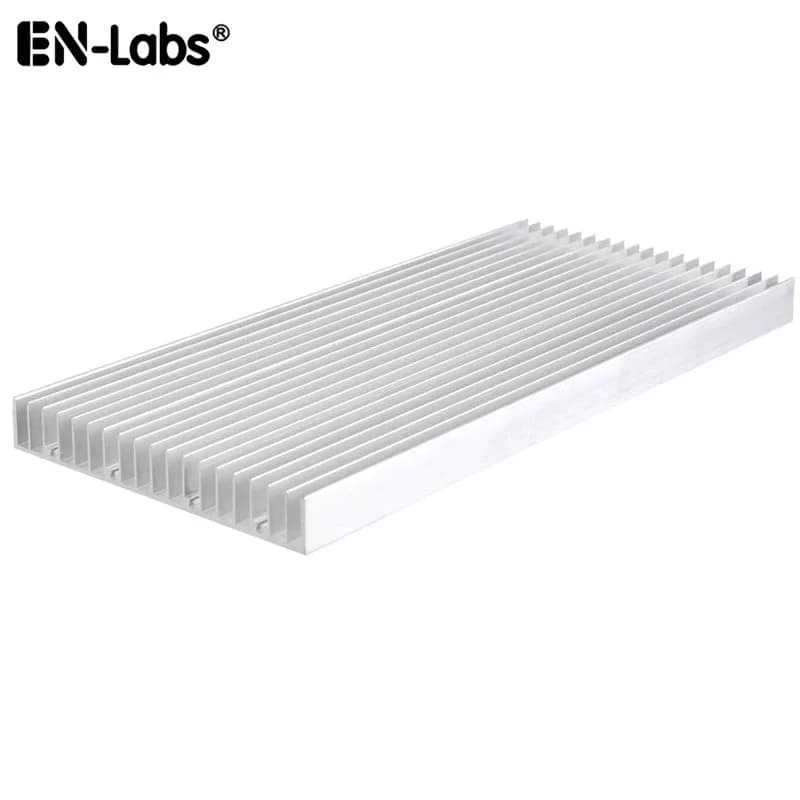Dissipateur thermique en aluminium pour éclairage LED 8 x 3W / 20 x 1W, ailette de refroidissement pour amplificateur de puissance et puce IC 140x20x300/150m