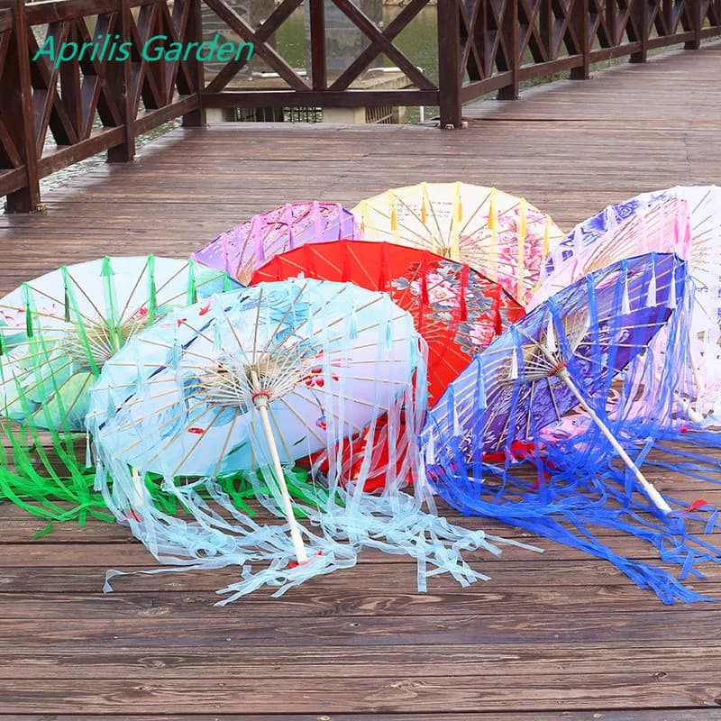 Nouveau parapluie en papier huilé de bambou femmes glands ruban de fil Hanfu parapluie femme Parasol rétro spectacle Style chinois japonais