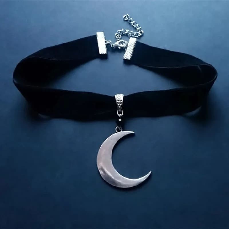 Collier ras du cou en forme de croissant de lune, velours noir épais avec bijoux, grand charme gothique, Punk, cadeau créatif, pendentif à la mode, nouveauté 2021