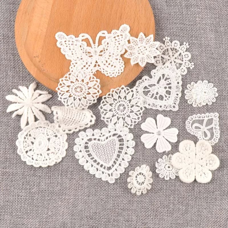 Garniture en maille avec appliques en dentelle blanche, fleur pour coudre sur tissu Guipure, fournitures de mariage, décoration de la maison