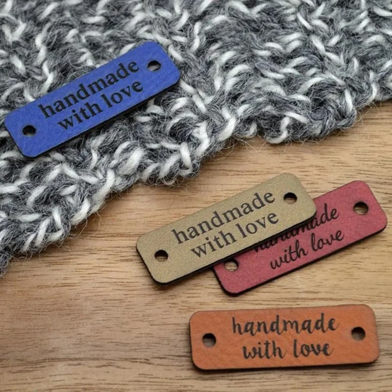 30 étiquettes de couture personnalisées avec logo, étiquettes en cuir faites à la main pour vêtements tricotés, étiquettes rectangulaires pour vêtements au crochet, articles d'artisanat.