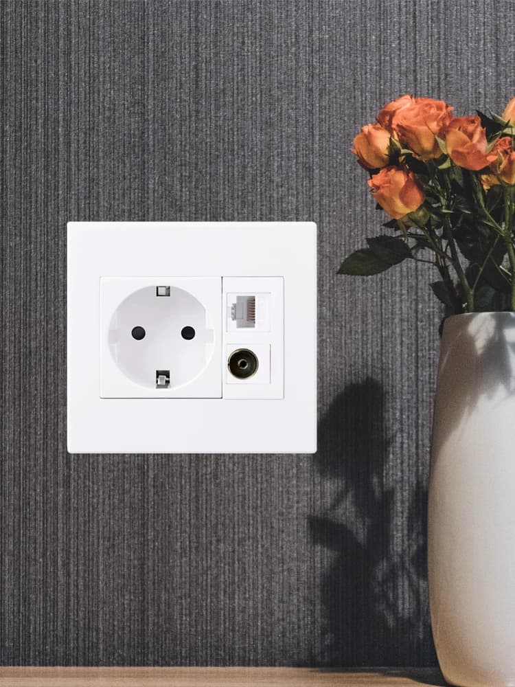 Coswall – prise de courant murale ue 16a, panneau PC, avec connecteur TV femelle + 8 cœurs CAT6 RJ45, prise de données Internet pour ordinateur