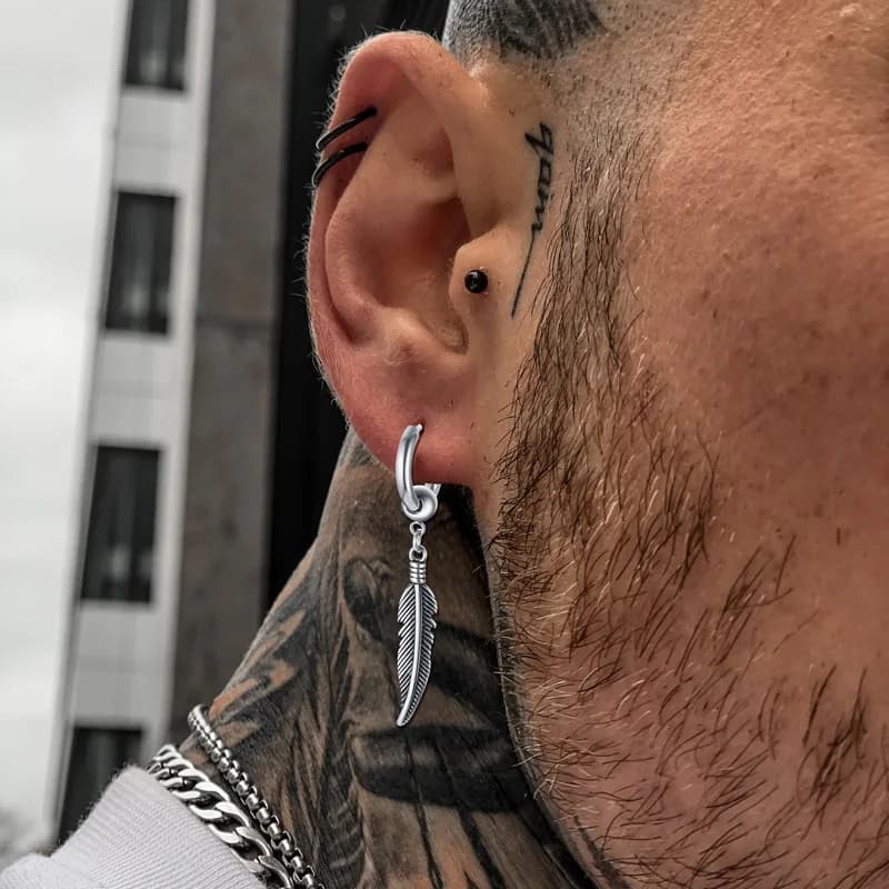 Délicat pour hommes, boucles d'oreilles en plumes, boucles d'oreilles de déclaration, bijoux Hipster, acier inoxydable, boucles d'oreilles créoles