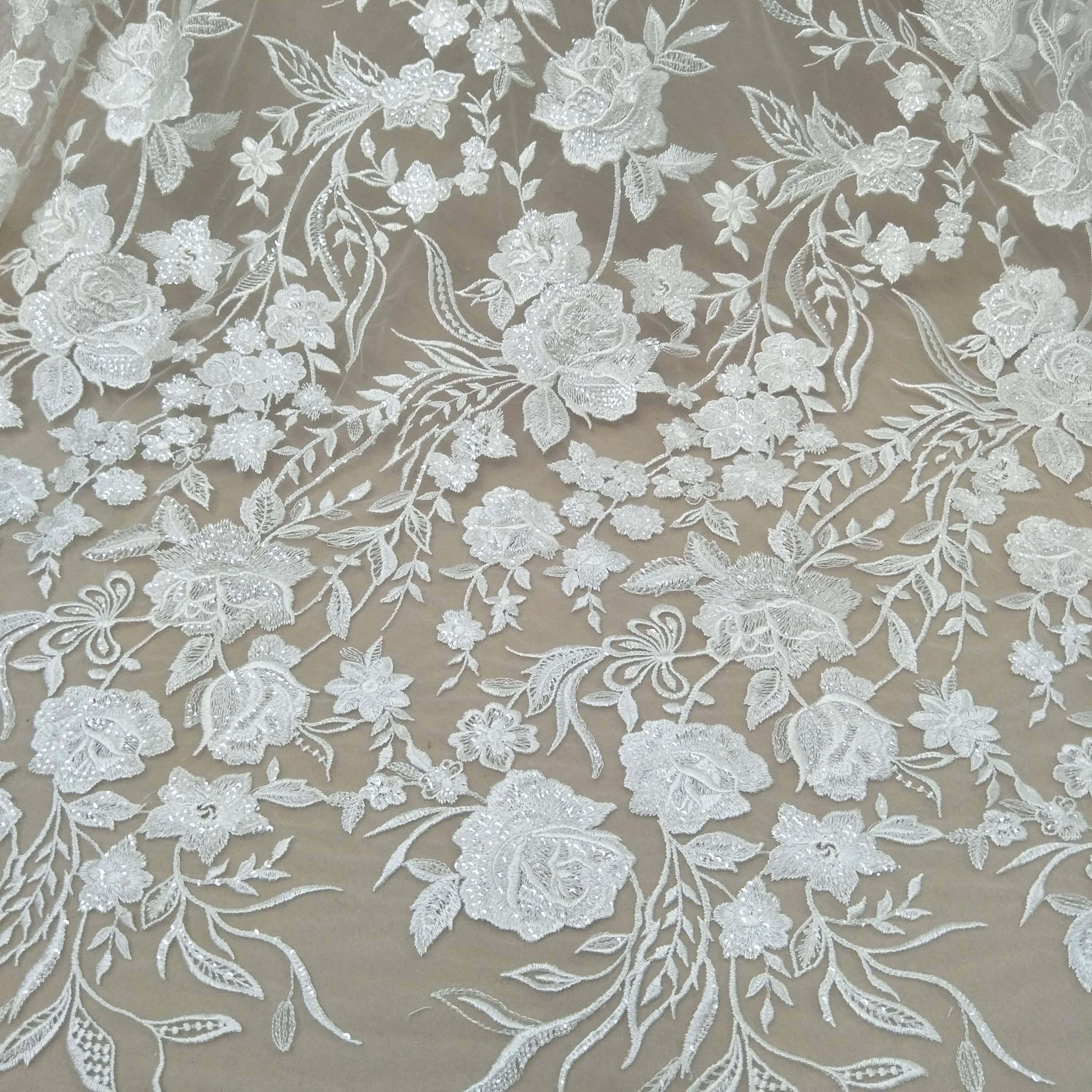 Robe de mariée en dentelle de fleurs d'ivoire, tissu de dentelle brodée, largeur 130 cm, vendu au mètre