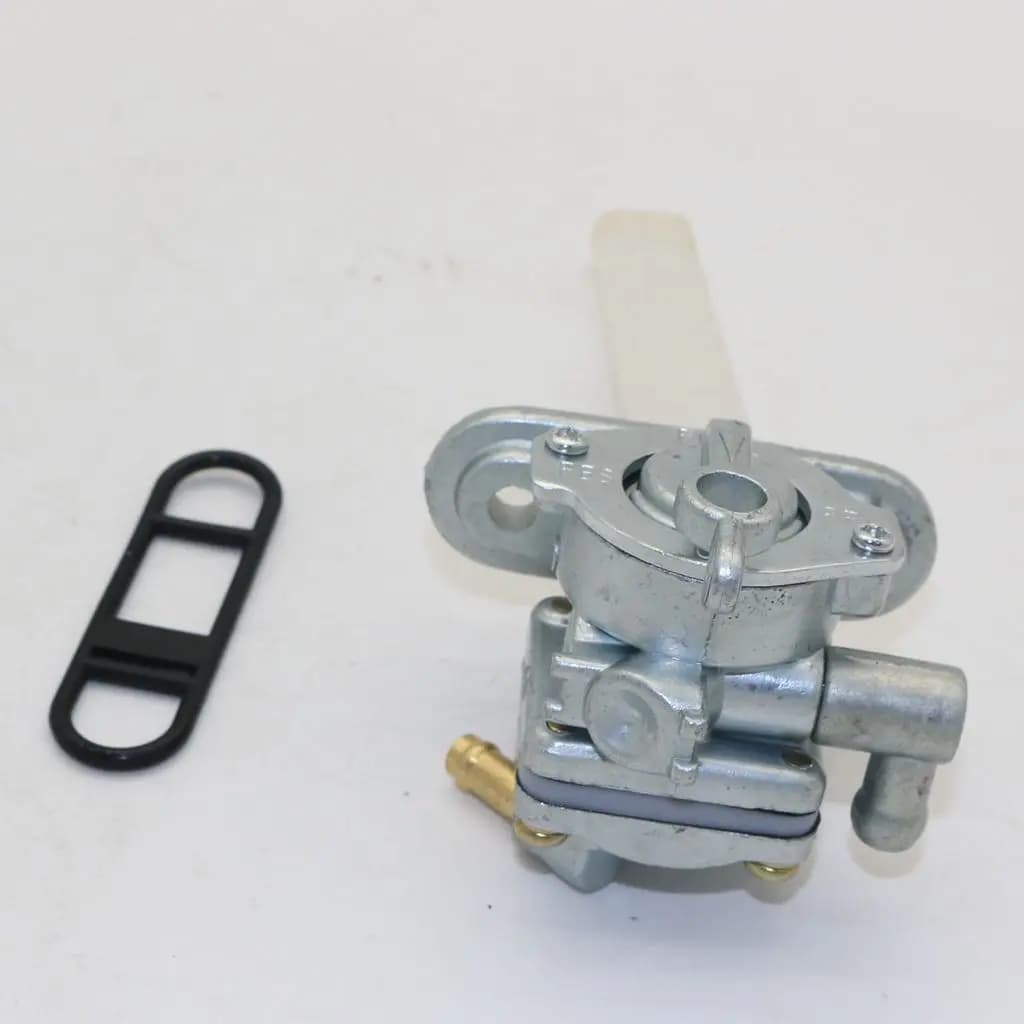 Pour Suzuki: 44300-45370, 44300-45371, 44300-45372, 44300-34470, 44300-34471, Yamaha: 31A-24500-02, Kawasaki: 51023-1372