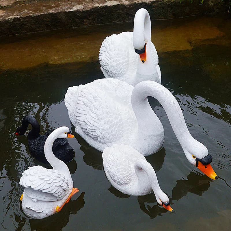 Sculpture flottante en résine pour sécuritaires de jardin extérieur, poisson précieux, blanc et noir, décoration de natation, ornement
