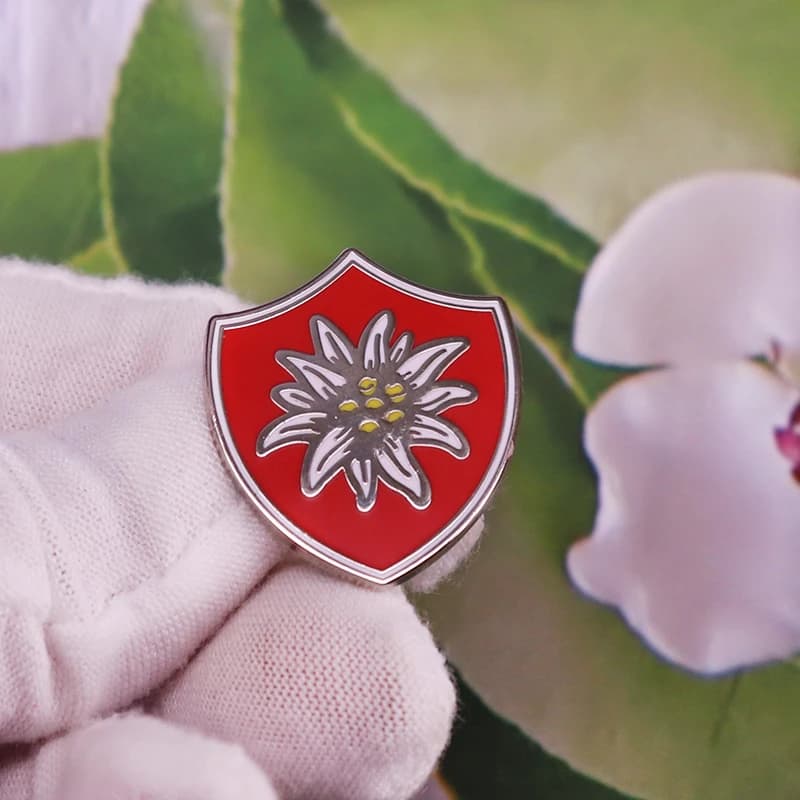 Edelweiss Crest bouclier fleur symbole émail broche badge bijoux