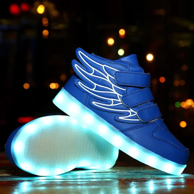 Chaussures enfant Led éclairer baskets garçon Gilr bébé mode décontracté chaussures de Sport appartements en caoutchouc concepteur ailes enfants bottes