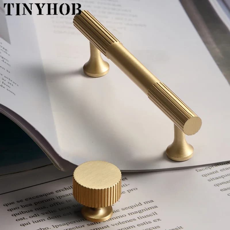 Poignées de tiroir en laiton massif style moderne/lignes verticales, poignées en T, poignées de tirage pour chambre à coucher, poignées de porte d'armoire de cuisine