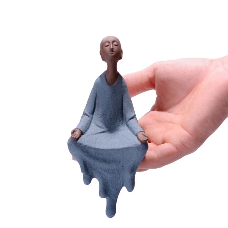 Figurine de petit moine en céramique, petite Statue de moine de bouddha, Sculpture décorative de bureau pour la maison, cadeau créatif
