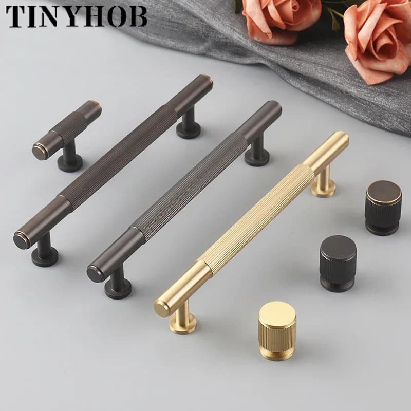 Poignées de meubles en laiton massif, armoire moderne en Bronze, commode, armoire, tiroir, boîte à chaussures, Bar à vin, boutons de quincaillerie