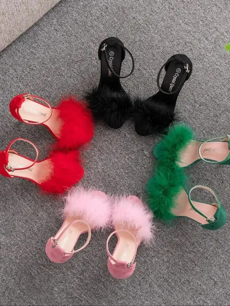 Escarpins à talons hauts en fourrure pour femmes, sandales à plateforme avec fourrure, talon carré, sangle de rinçage, caoutchouc ouvert, fête, 2021