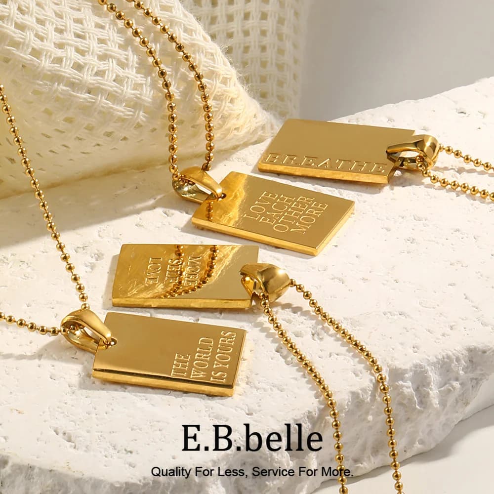E.B.belle élégant Hip Hop personnel gravé lettre carré pendentif collier perles chaîne en acier inoxydable couleur or collier