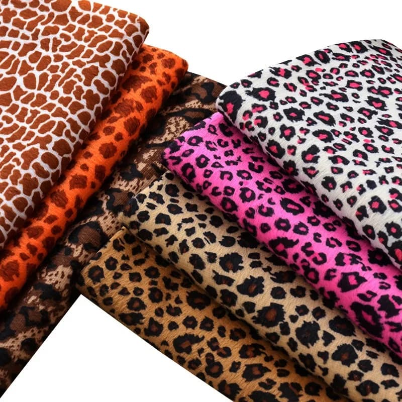 Tissu en peluche à imprimé léopard pour bricolage, tigre à coudre bon marché, vêtements pour animaux de compagnie, housse de canapé, accessoires conseillers pour jouets, TJ1226