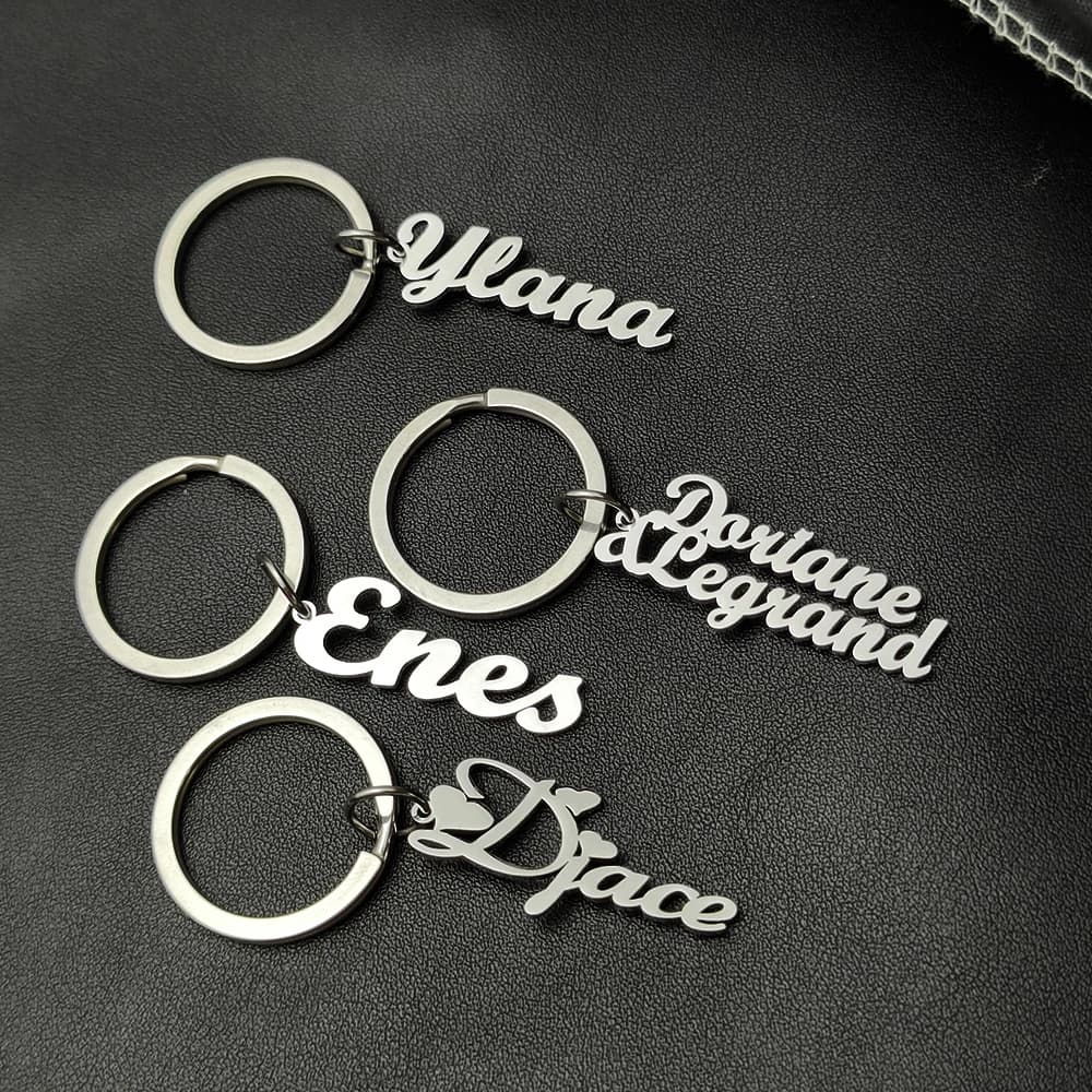Porte-clés avec nom personnalisé, accessoires de clé de voiture, bijoux en acier inoxydable, porte-clés simple, mode