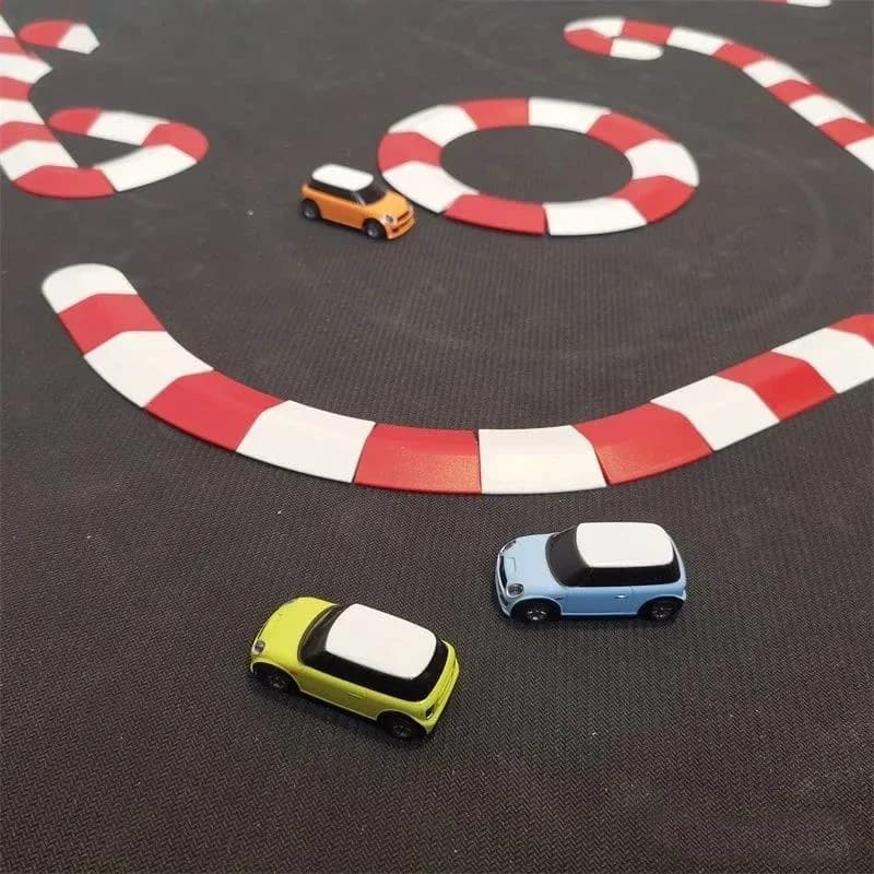 Mini piste de voiture télécommandée, scène d'épissure tridimensionnelle, bloc d'assemblage, diagramme, moustique, dérive, course, 1:76